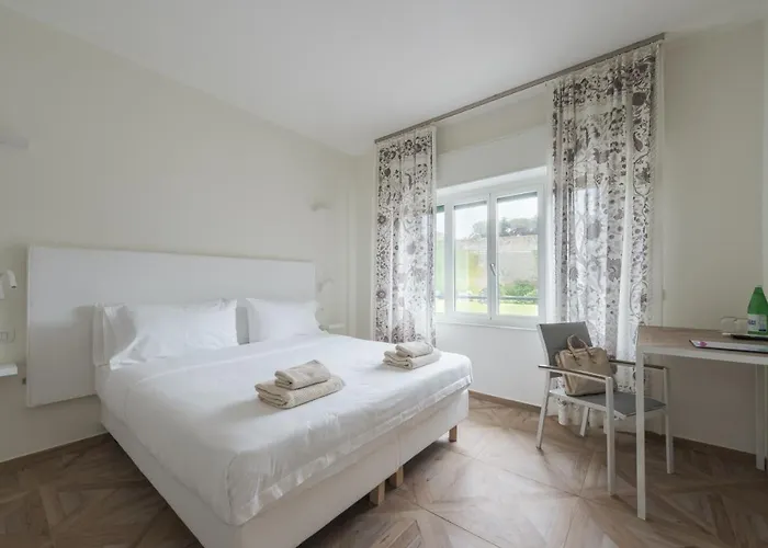 Supernova 住宿加早餐酒店 萨沃纳