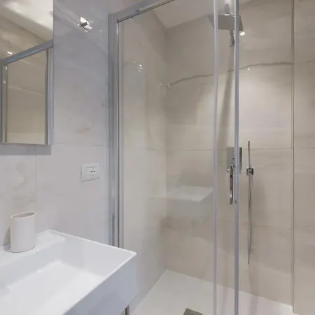 Supernova 3* Savona